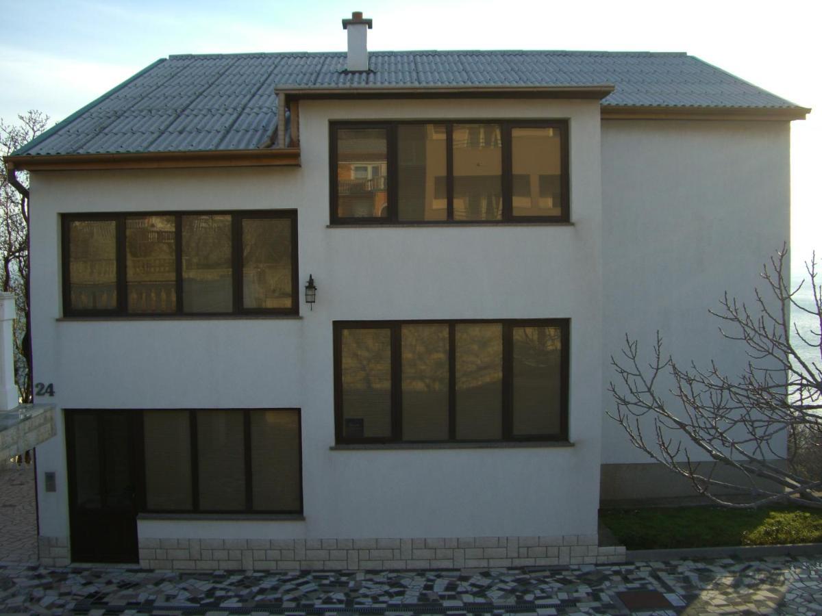 Apartment Ferias Senj  Bagian luar foto