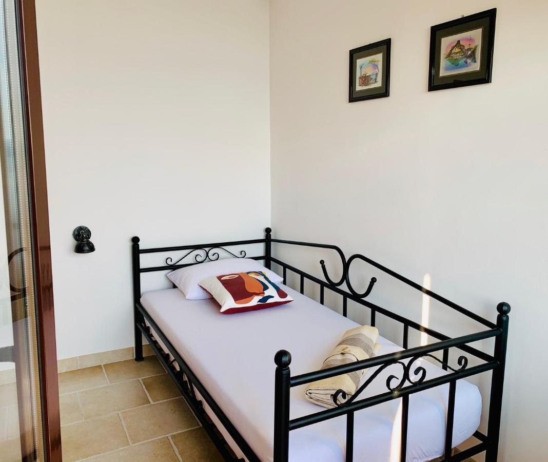 Apartment Ferias Senj  Bagian luar foto